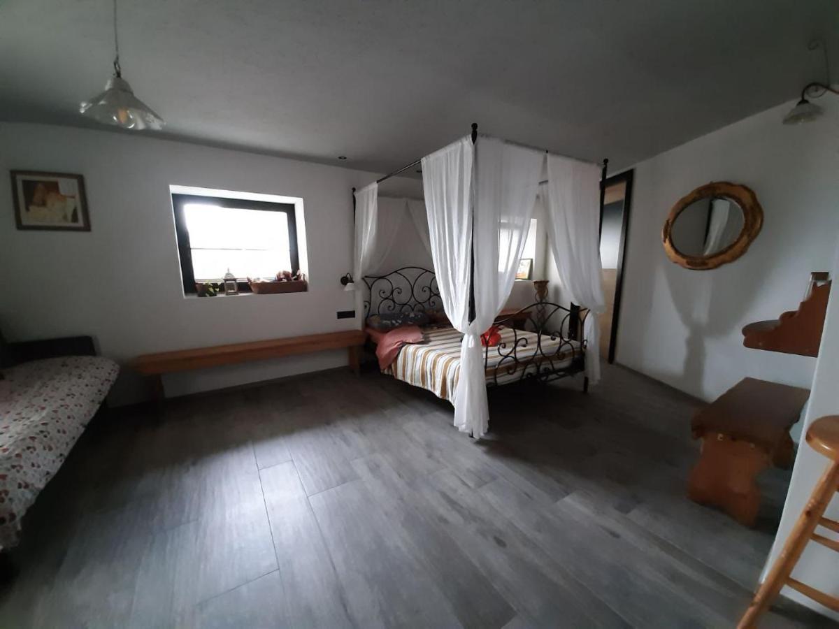 Haus Fels Panzió Sluderno Kültér fotó